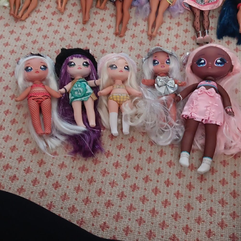 Nana Dolls 